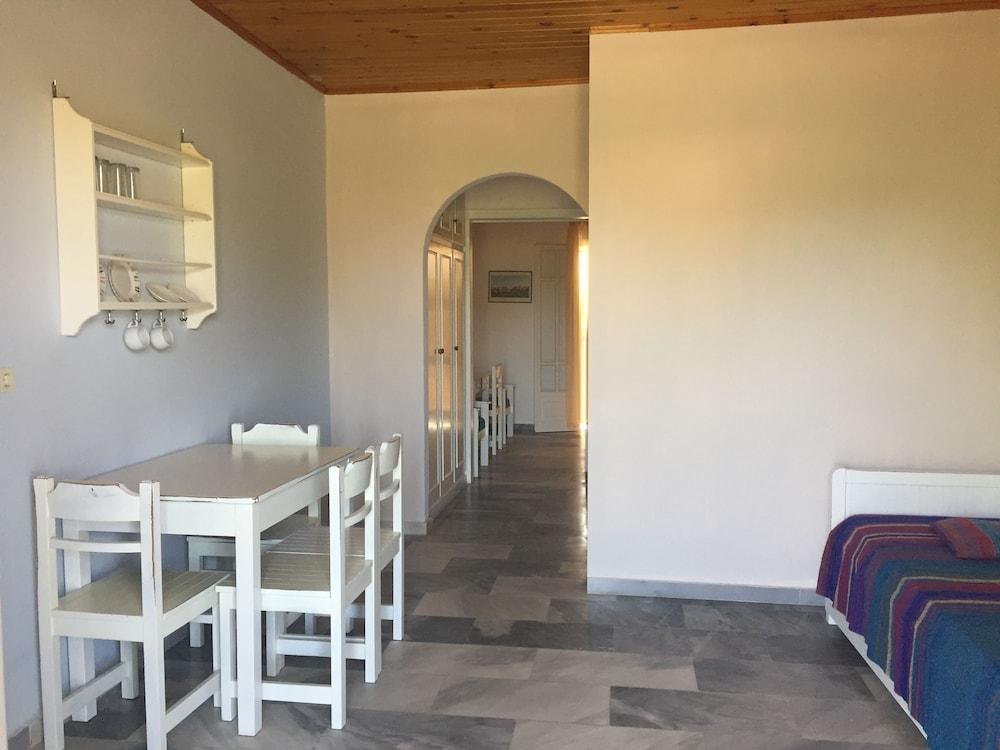 אצ'ארבי Ilena Hotel מראה חיצוני תמונה