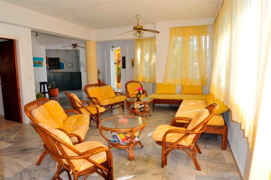 אצ'ארבי Ilena Hotel מראה חיצוני תמונה
